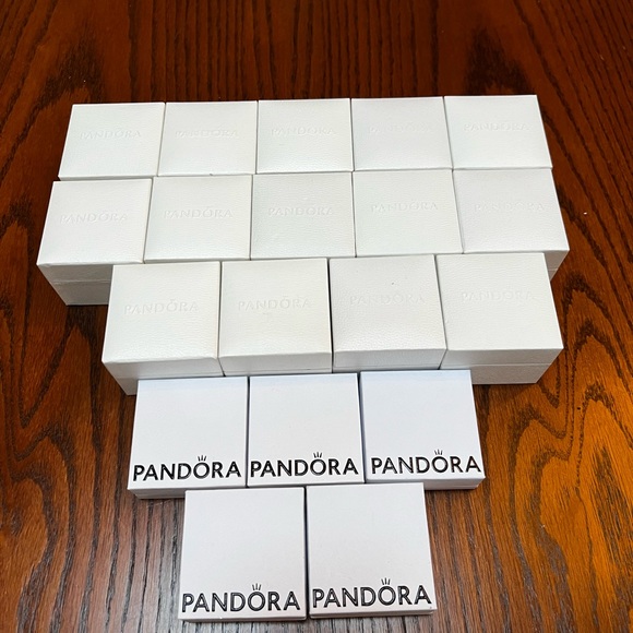 Pandora Jewelry boxes - Picture 2 of 2